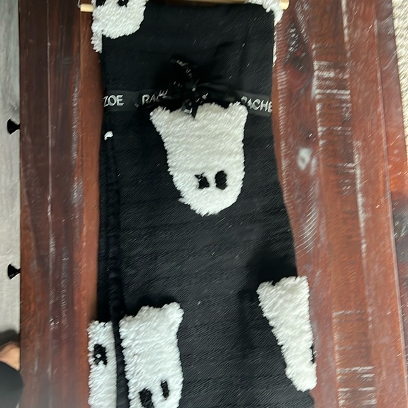 - Rachel Zoe ghost blanket - Picture 5 of 6